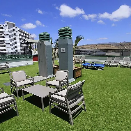 Field Apart-hotel